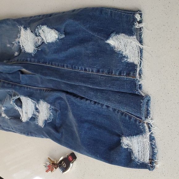 WILLOW + ROOT Ultra High-Rise Mom-Fit jeans (sz 26) - Picture 6 of 8